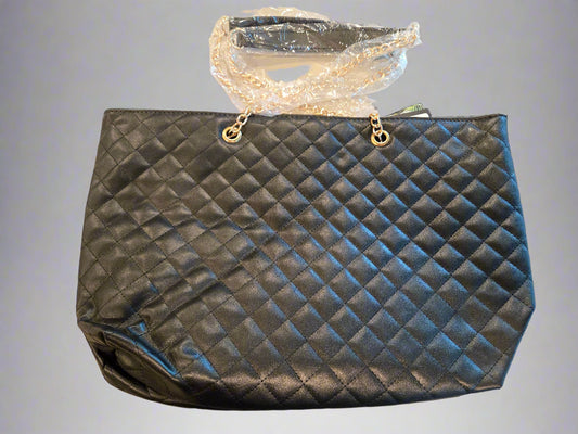 Badgely Mischka Black Quilted Chain Strap Bag