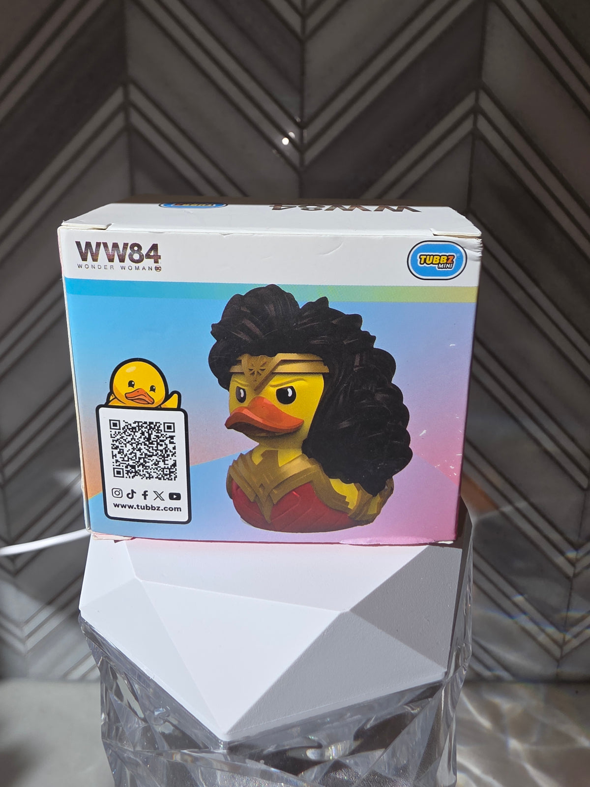 TOYS: DC Comics Universe Wonder Woman 84 Rubber Ducky Jeep Ducking