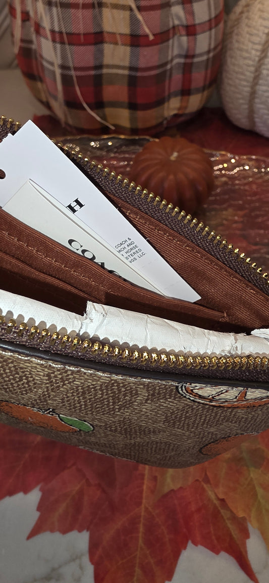 WALLET: Coach Orange Designer Wristlet Wallet