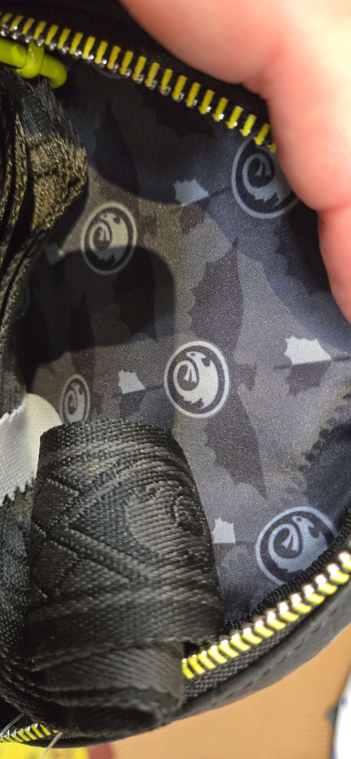 Dreamworks How to Train Your Dragon Toothless Sling Bag with Coin Purse