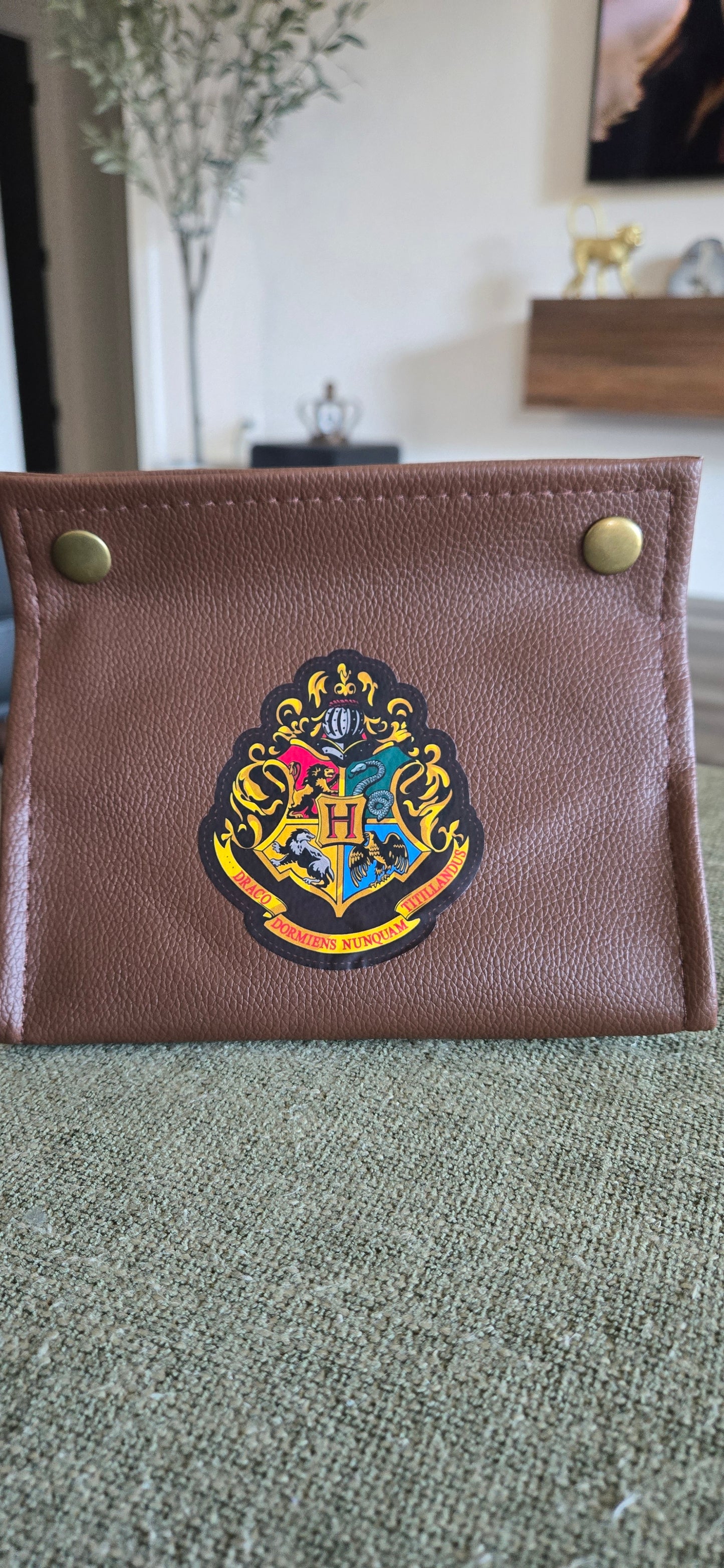 Harry Potter Hogwarts Crest Tissue Box Cover