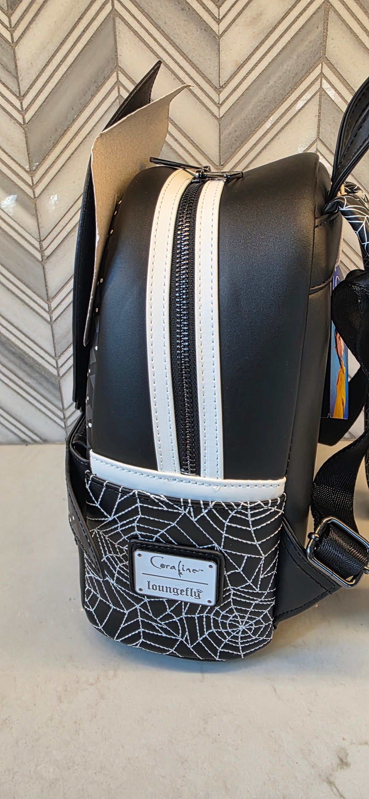 BP: Loungefly Laike Coraline Other Mother Spider Form GITD Glow in the Dark Mini Backpack