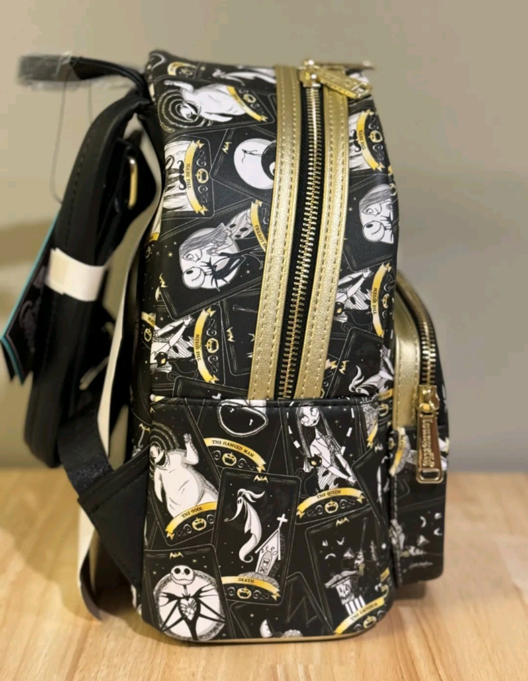 BP: Disney NBC The Nightmare Before Christmas AOP Gold and Black Mini Backpack