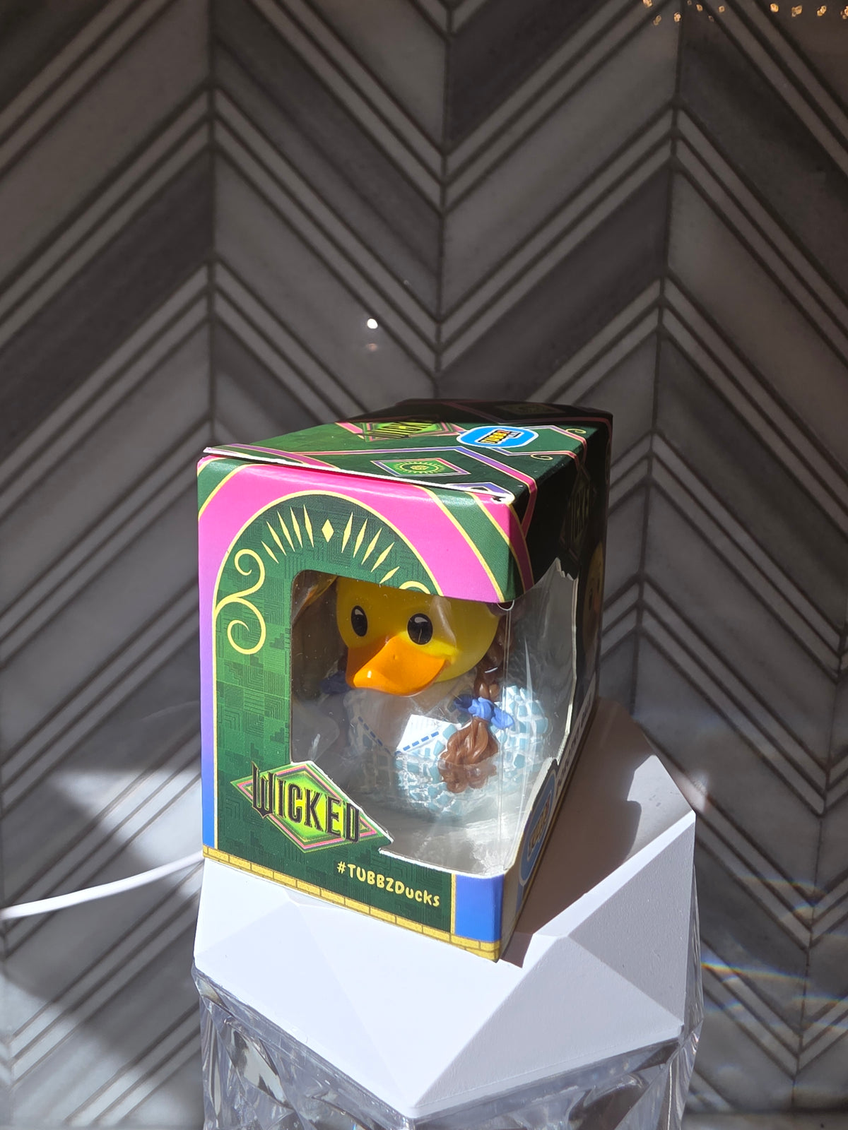 TOYS: Wizard of Oz Dorothy Gale Rubber Ducky Jeep Ducking