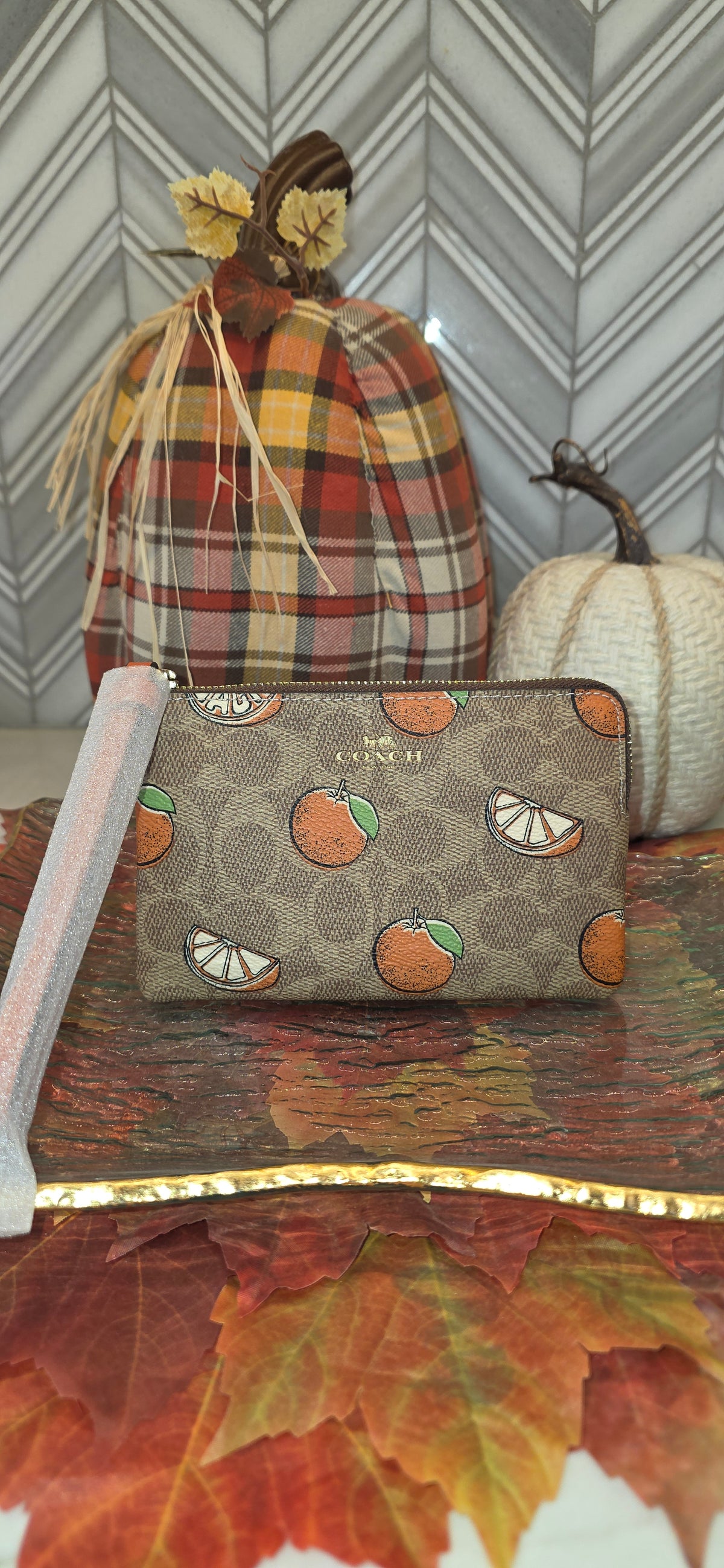 WALLET: Coach Orange Designer Wristlet Wallet