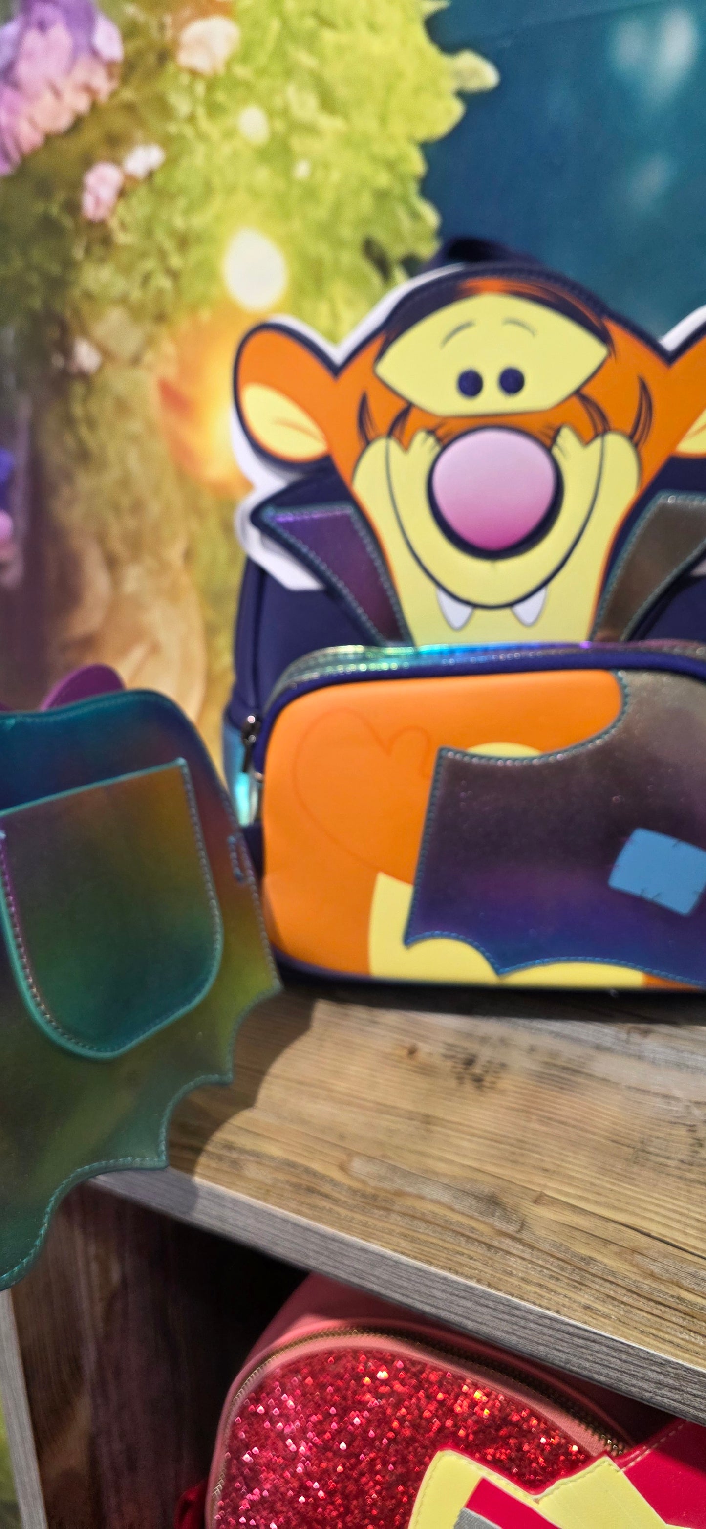 BP: Loungefly Disney Winnie the Pooh Tigger Vampire Halloween GITD Mini Backpack