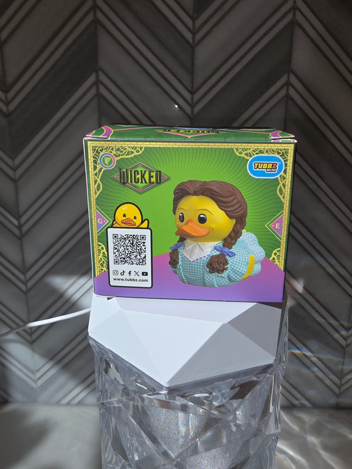 TOYS: Wizard of Oz Dorothy Gale Rubber Ducky Jeep Ducking