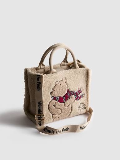 Disney Winnie and the Pooh Sherpa Crossbody