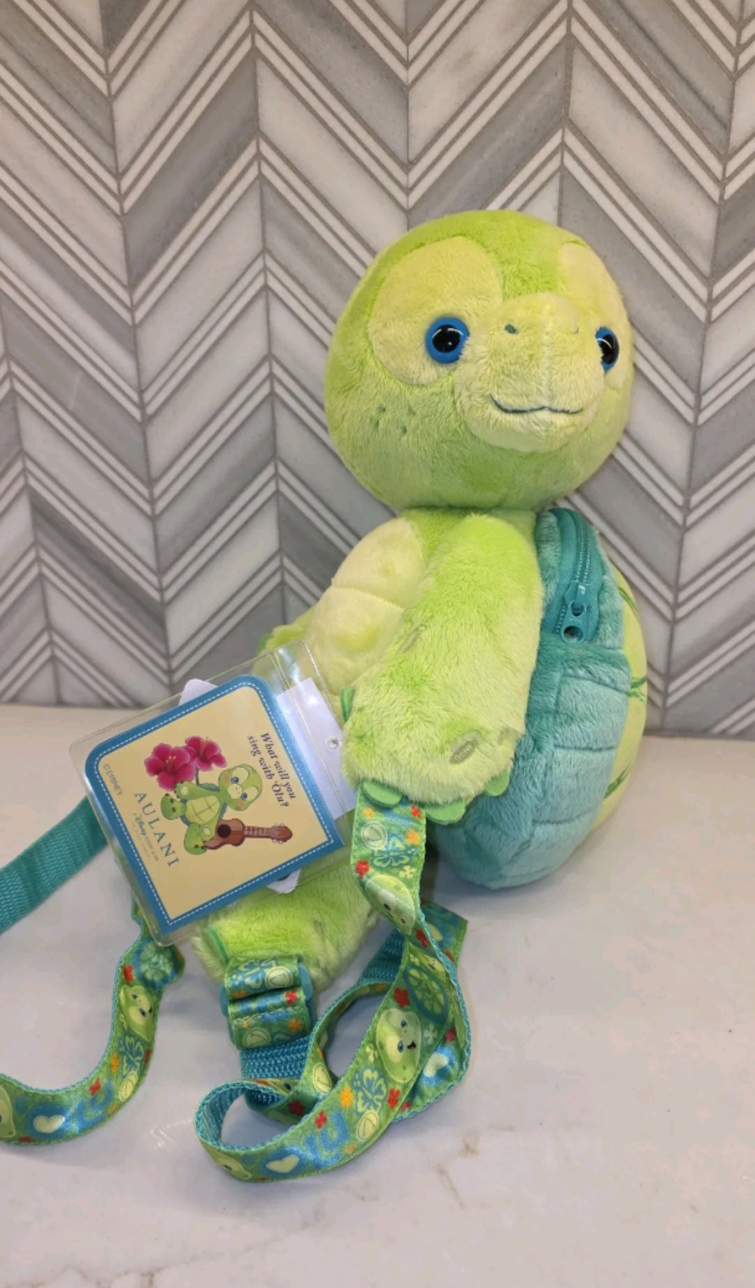 BP: Disney Parks Aulani Resort and Spa 'Olu Plush Mini Backpack