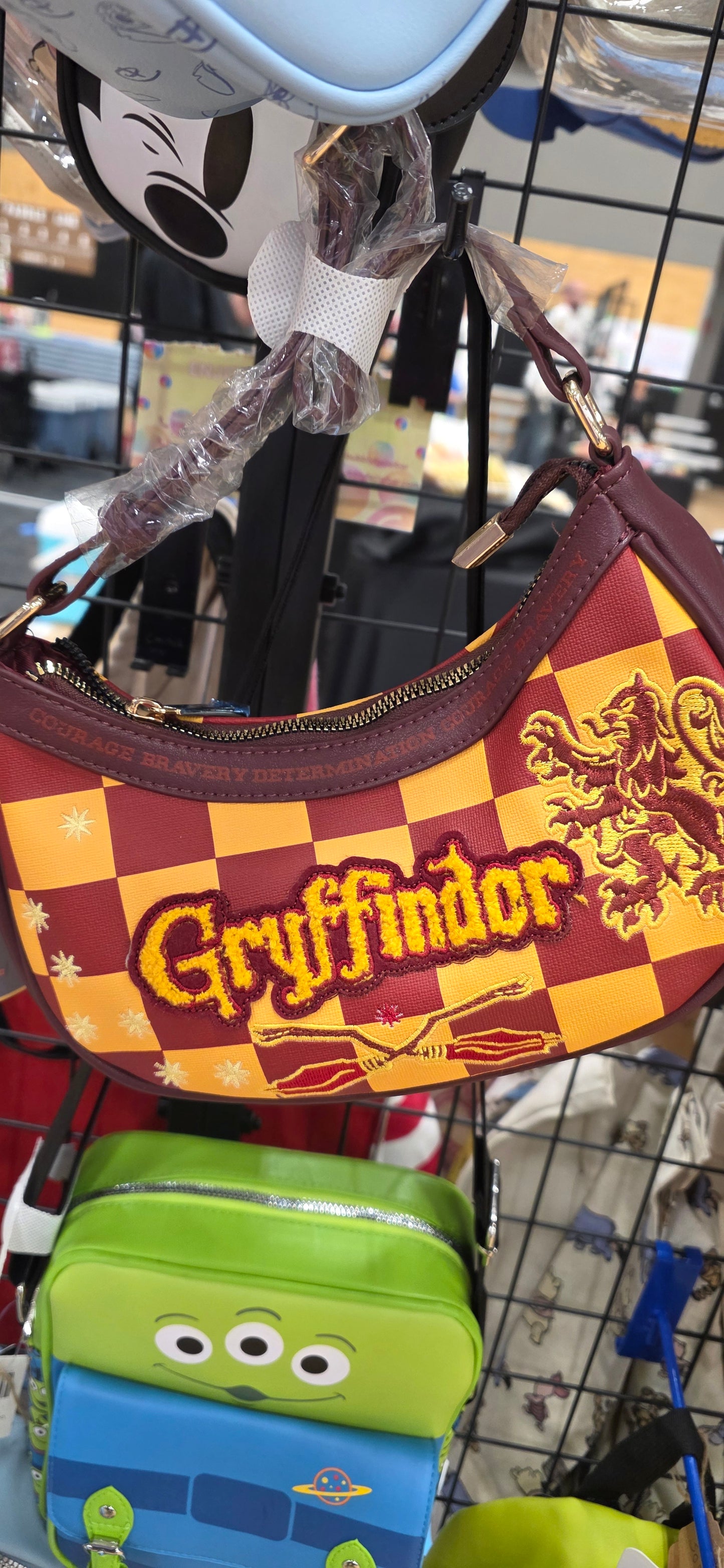 CB: Disney Harry Potter Gryffindor Crossbody
